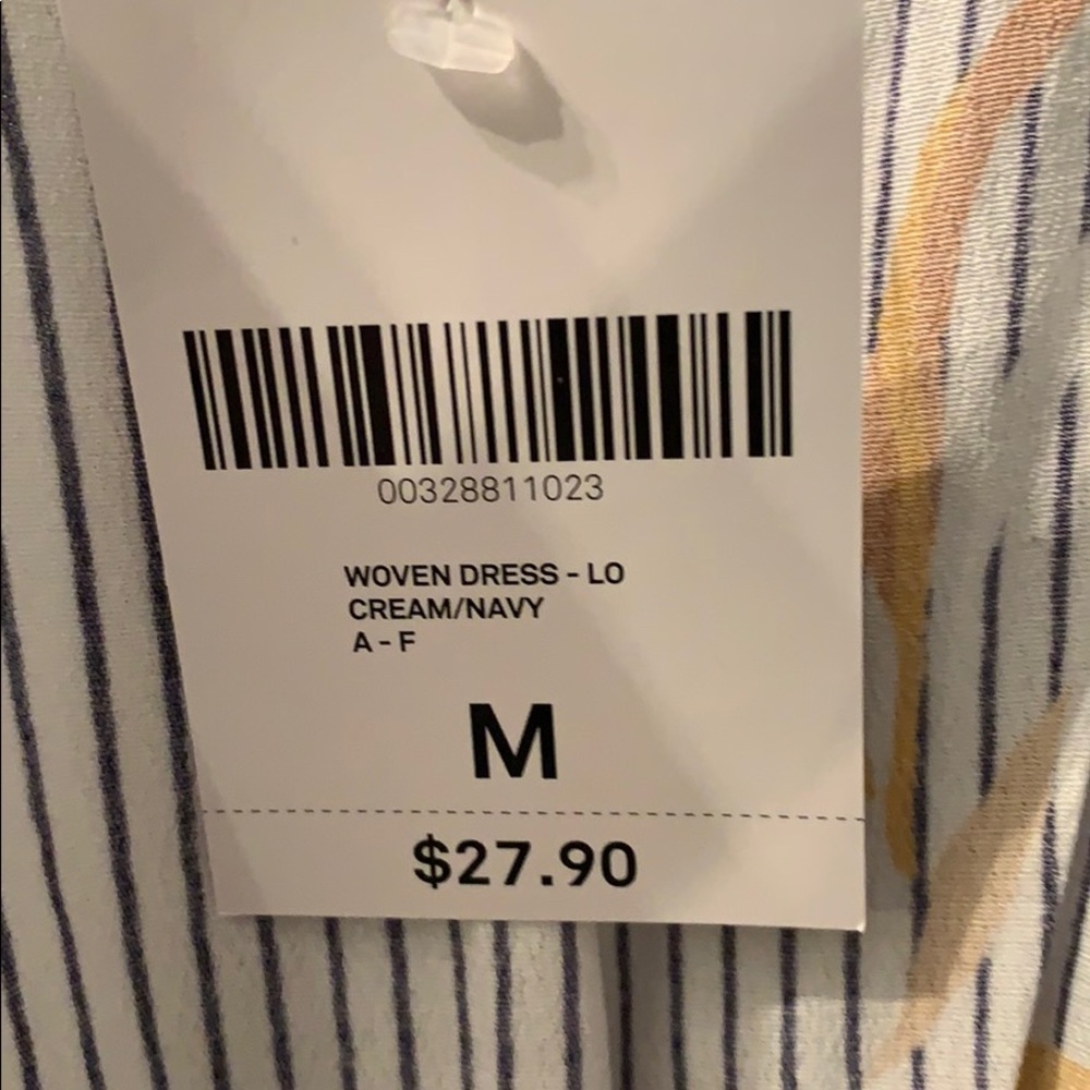 Dress - Picture 5 of 6